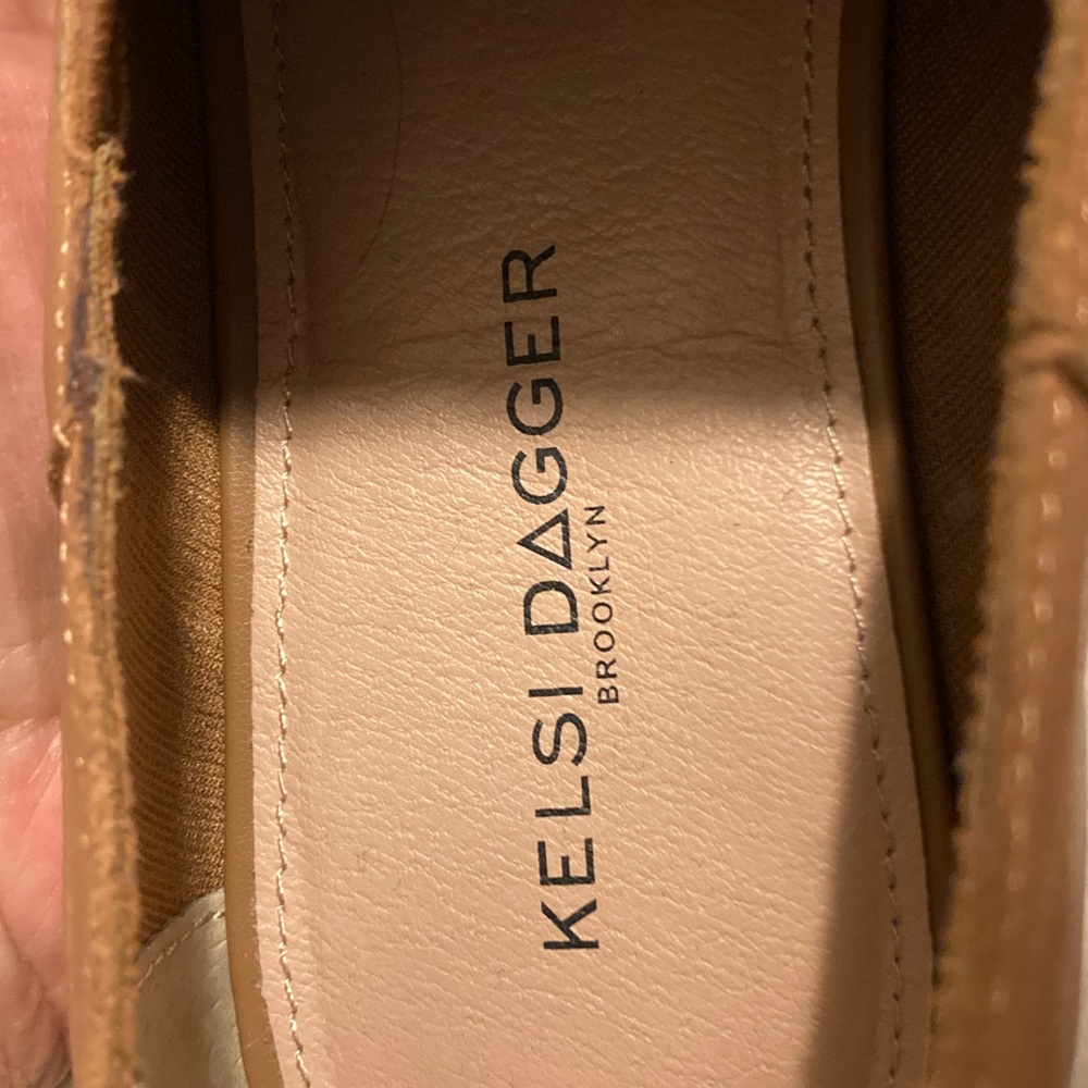 Kelsi Dagger Camel Brown Footwear 9 woman’s NWT